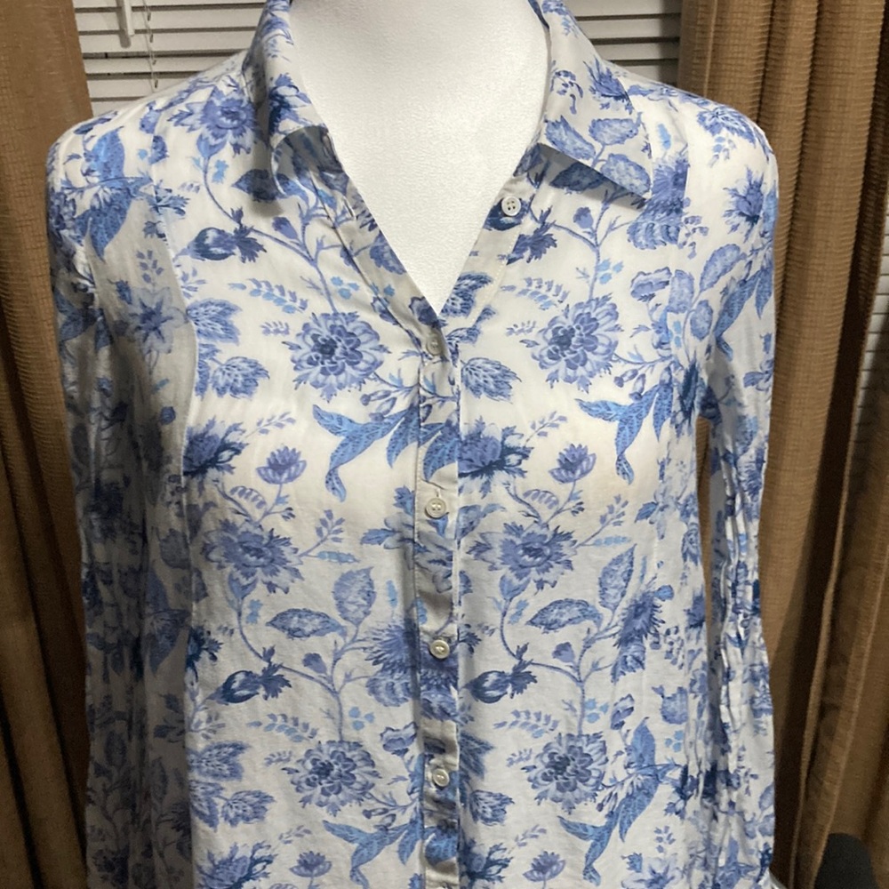 Joie Blue Floral Blouse GREAT CONDITION
